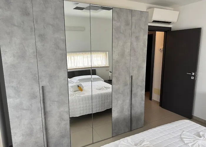 Dimora Dei Visconti Sarrotino